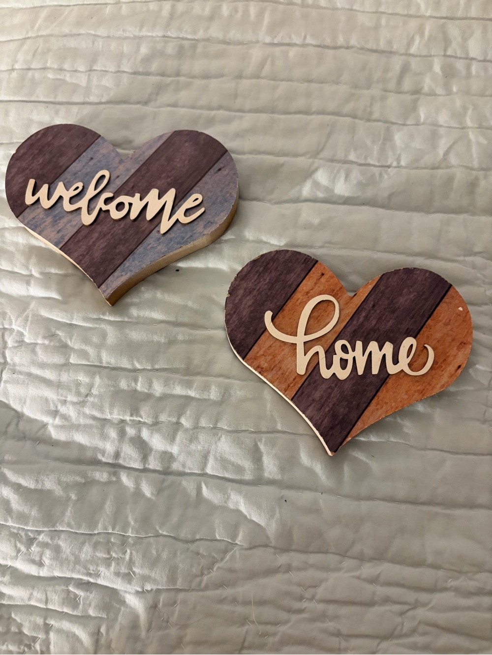 Wooden Heart Welcome & Home Signs - Set of 2